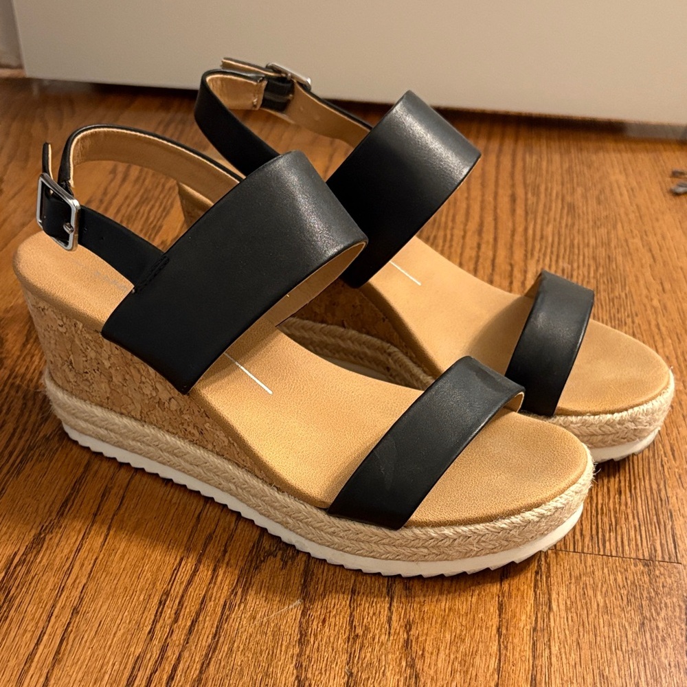 Report Ezabel Black Wedge Sandals